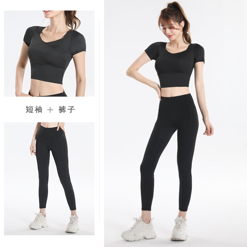 ชุดออกกำลังกายแห้งเร็วพร้อมบรา - Yoga Fitness Usa บทวิจารณ์และราคา