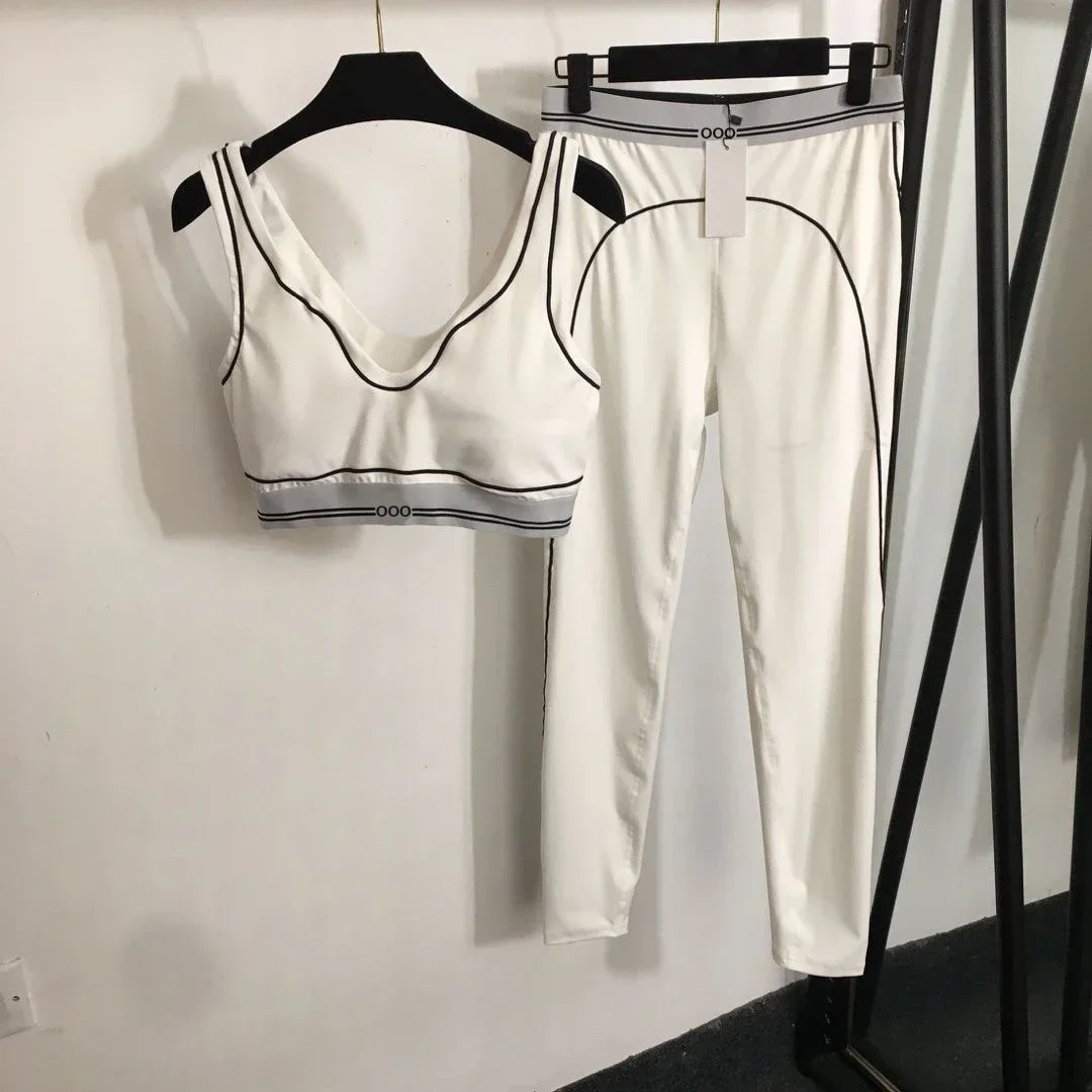ชุดออกกำลังกายสองชิ้น เสื้อกล้ - Yoga Fitness Outfit บทวิจารณ์และราคา